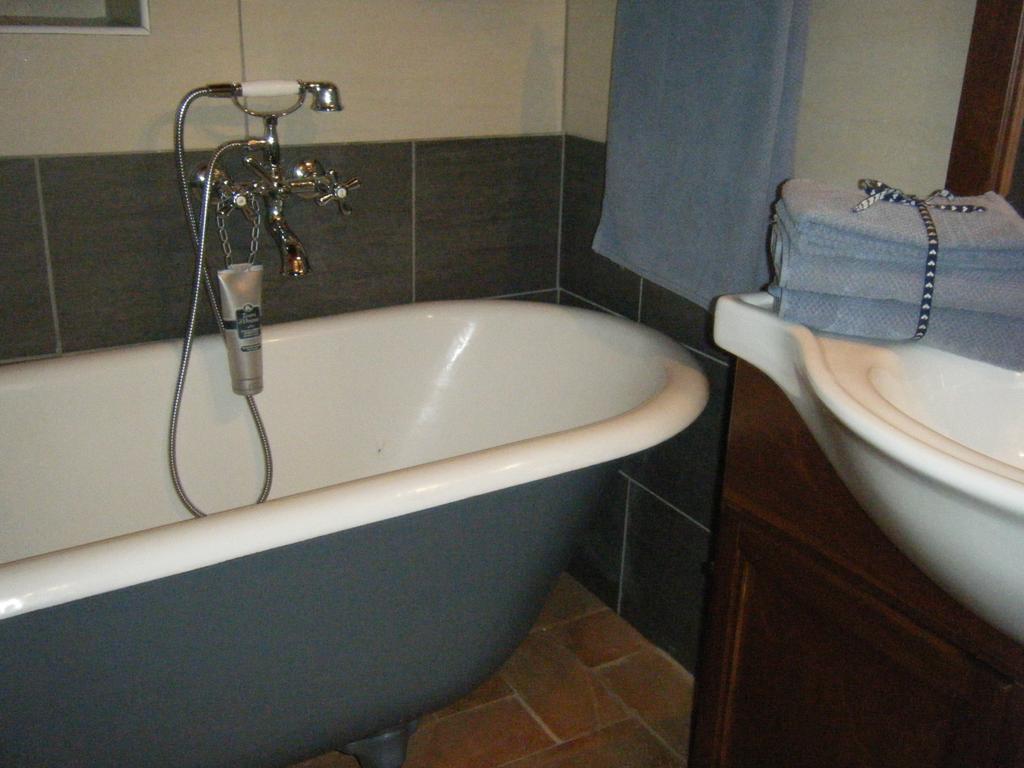 B&B Il Salice Veruno Pokoj fotografie